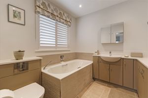 Photo 27- click for photo gallery